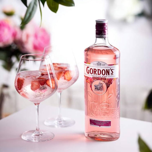 Gordon’s Premium Pink Gin 70 cl – Flavored Gin with Berries – Lebanon