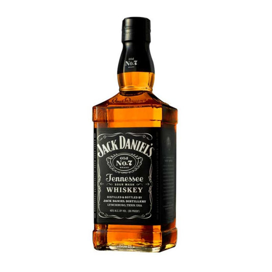 Jack Daniel’s Old No. 7 Tennessee Whiskey 75cl bottle – smooth and iconic American whiskey